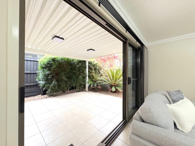 4/77-81 Bouganvillea Drive, Middle Ridge — photo 1 of 5