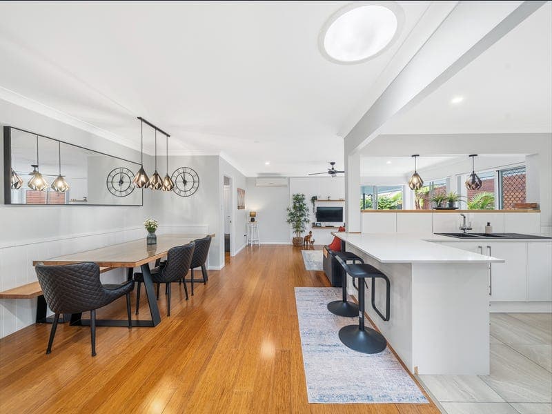 6 Otway Parade, North Lakes — photo 1 of 5