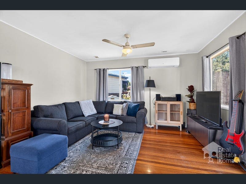 51 Windsor Street, Slacks Creek — photo 1 of 5