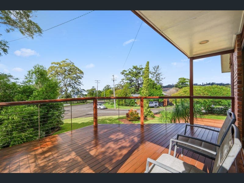 9 Gilmour Court, Harlaxton — photo 1 of 5