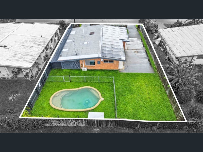 16 Mahogany Street, Manoora — photo 1 of 5