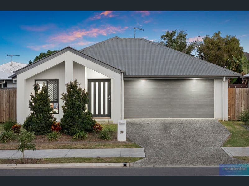 52 Suter Drive, Caboolture South — photo 1 of 5