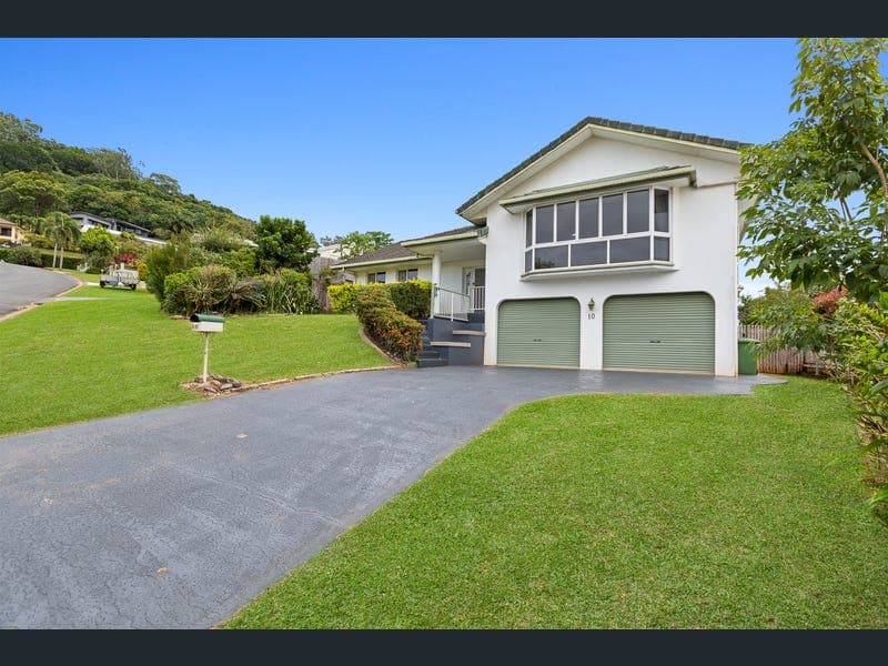 10 Pheasant Street, Bayview Heights — photo 1 of 5