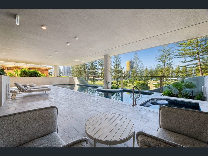 1003/146-148 Surf Parade, Broadbeach — photo 1 of 5