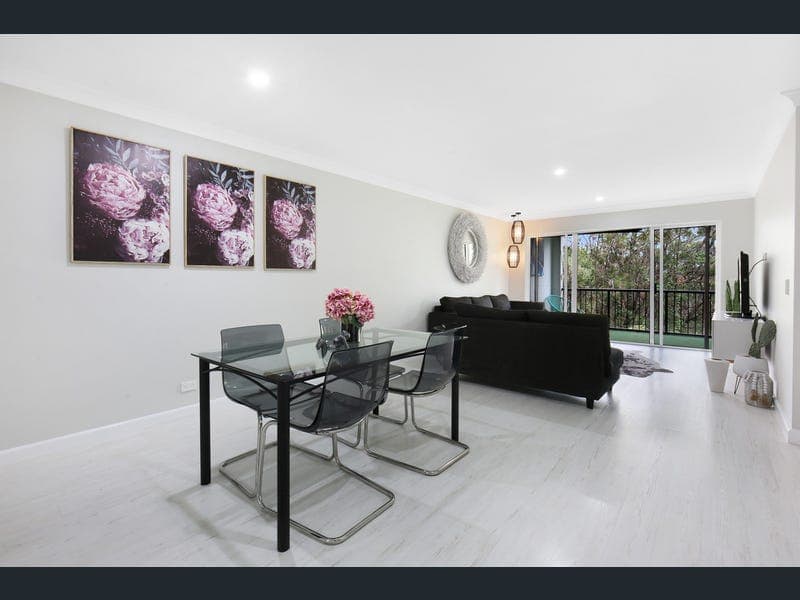 E11/1 Great Hall Drive, Miami — photo 1 of 5