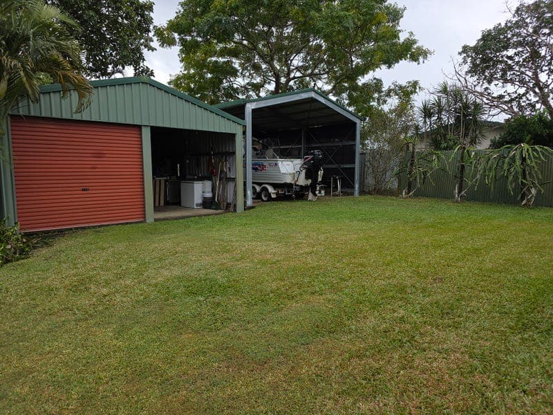 6 Parker Street, Cardwell — photo 1 of 5