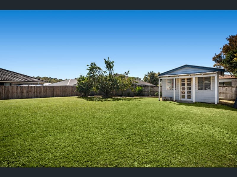 5 Mildura Court, Burpengary — photo 1 of 5