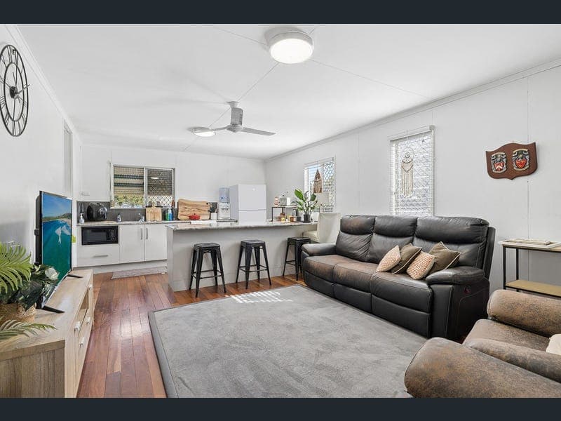 234 Elphinstone Street, Koongal — photo 1 of 5