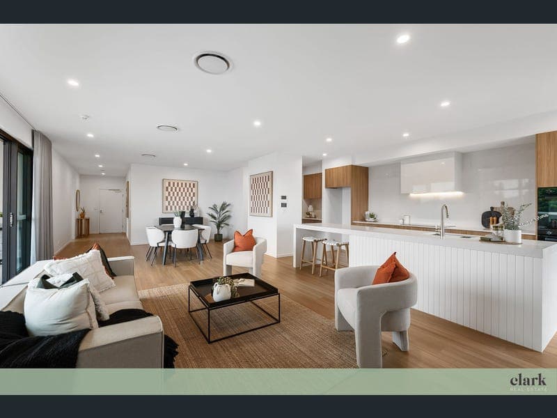 16/21 Lamington Avenue, Lutwyche — photo 1 of 5