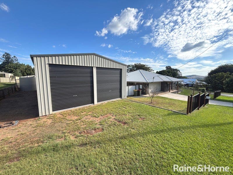 15 MOORE STREET, Kingaroy — photo 1 of 5