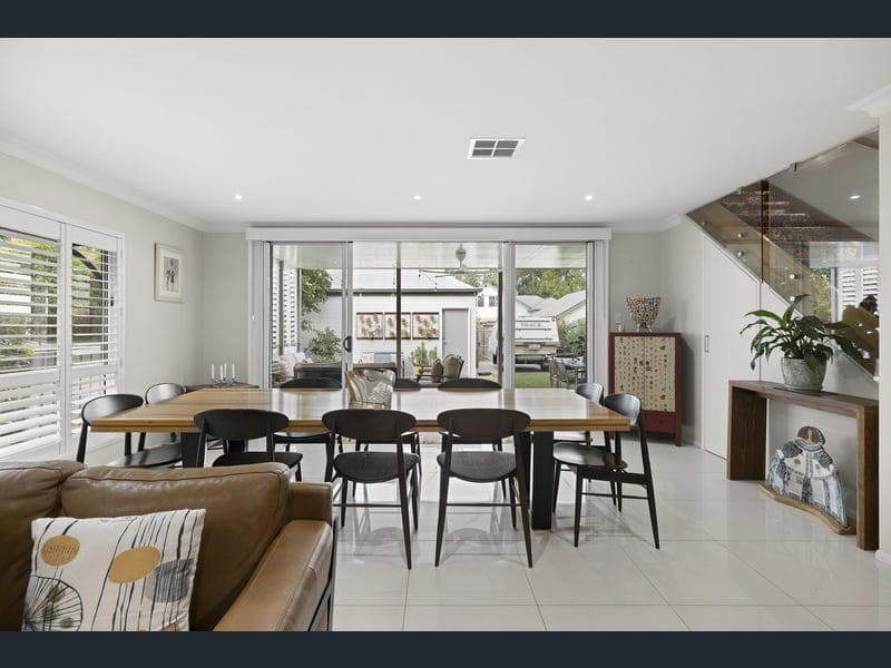 14 Eleanor Street, East Toowoomba — photo 1 of 5