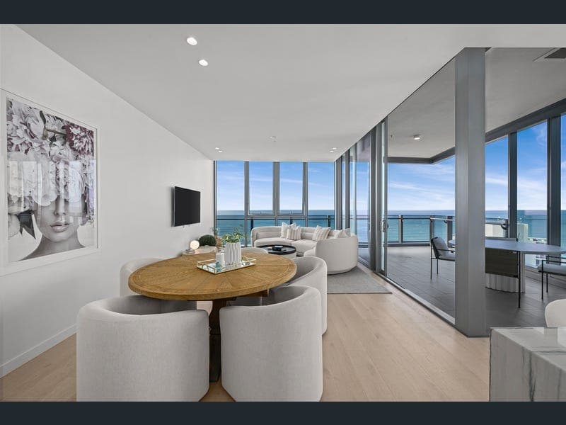 3502/12 Philip Avenue, Broadbeach — photo 1 of 5