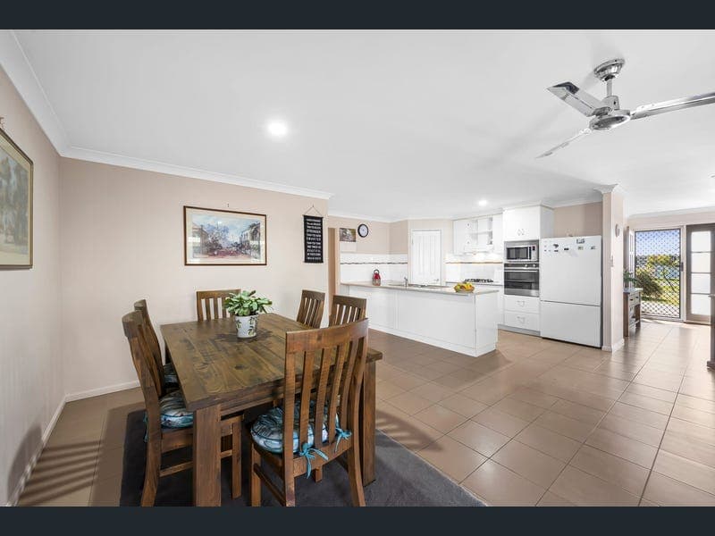 19 Diggers Drive, Dalby — photo 1 of 5