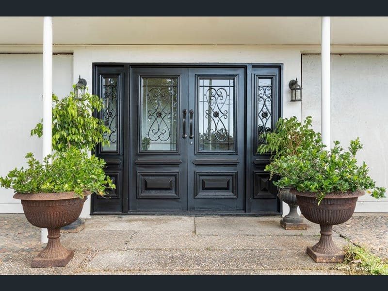 517 Cavendish Road, Coorparoo — photo 1 of 5