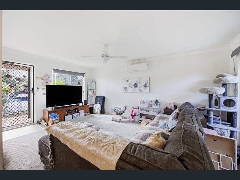38 Paddington Lane, Eagleby — photo 1 of 5