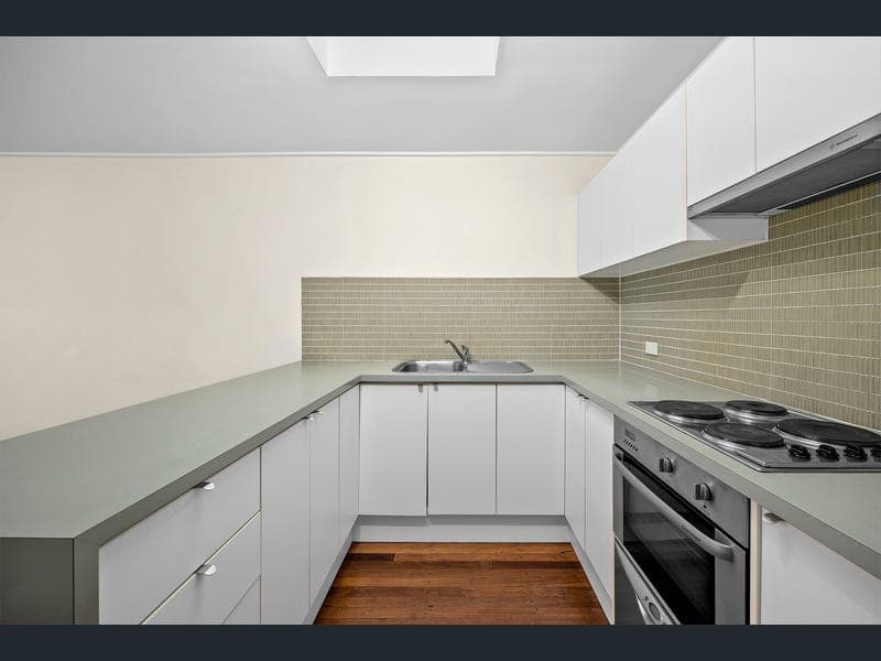 1/66 Samford Road, Alderley — photo 1 of 4