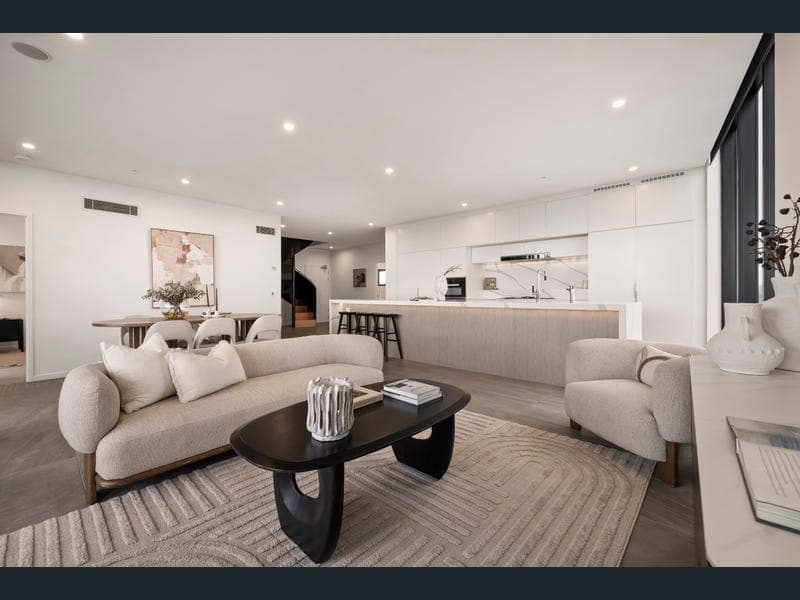 2502/12 Cunningham Street, Newstead — photo 1 of 5