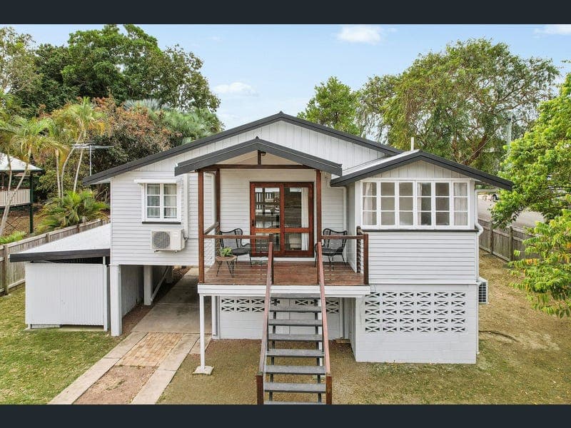 39 Hughes Street, Hermit Park — photo 1 of 5