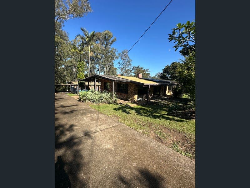 131 Elanora Way, Karalee — photo 1 of 5