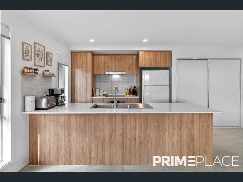 6 Culgoa Crest, Redbank Plains — photo 1 of 5