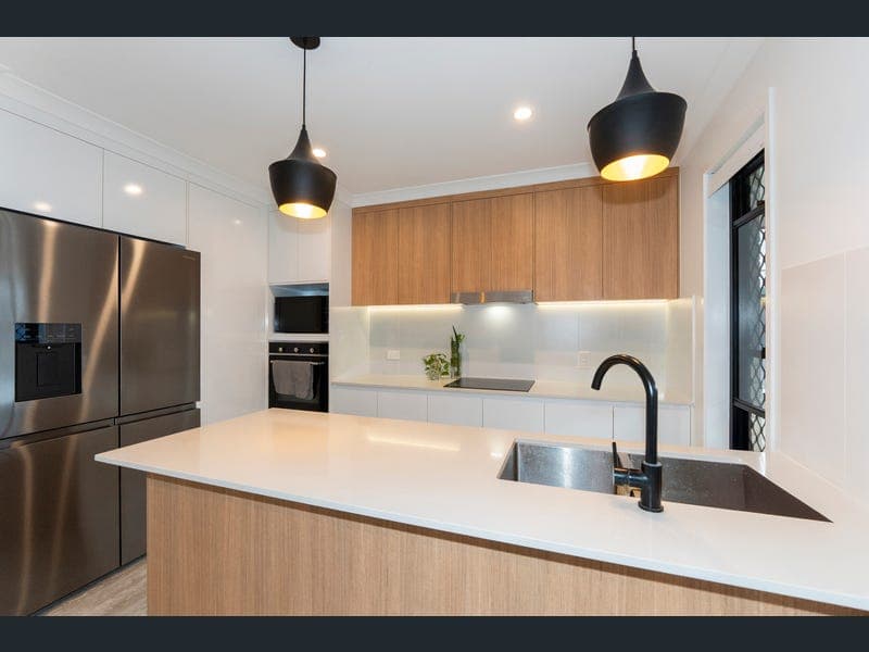 1/17 Robert Street, Bundaberg South — photo 1 of 5