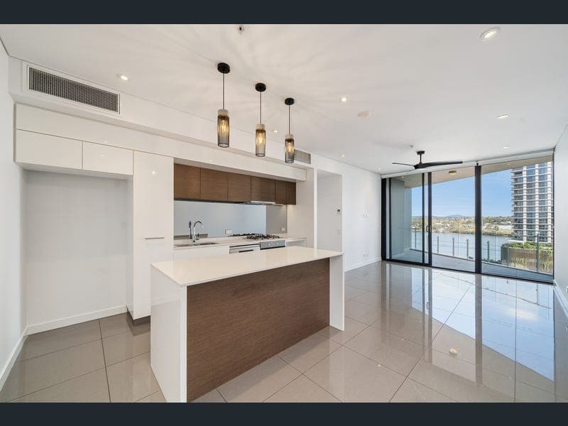 3112/37 Finnegan Street, Hamilton — photo 1 of 5