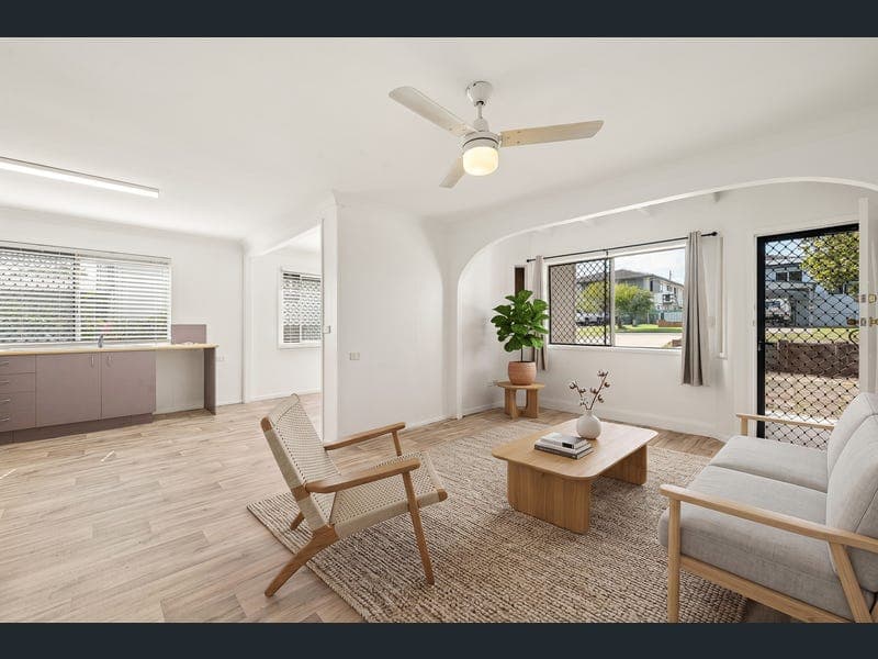 32 Wattle Street, Kallangur — photo 1 of 5