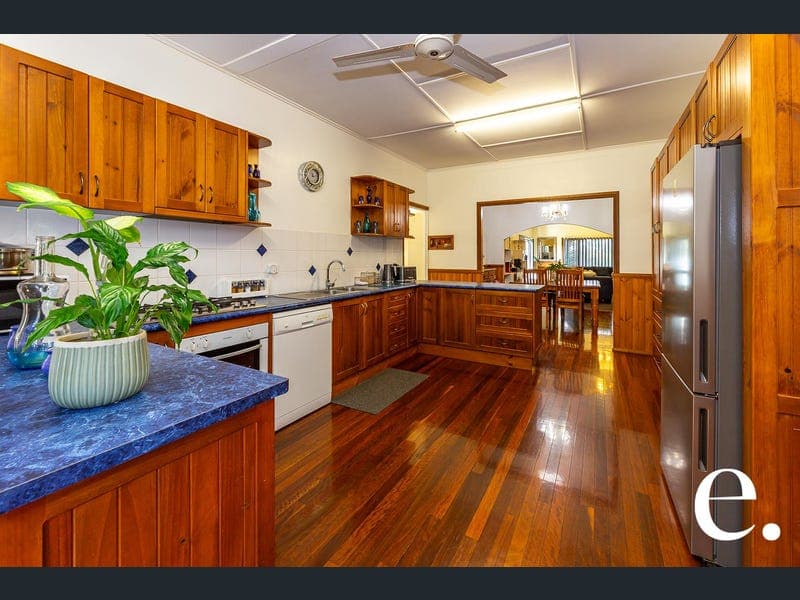 4 Martins Road, Gooburrum — photo 1 of 5