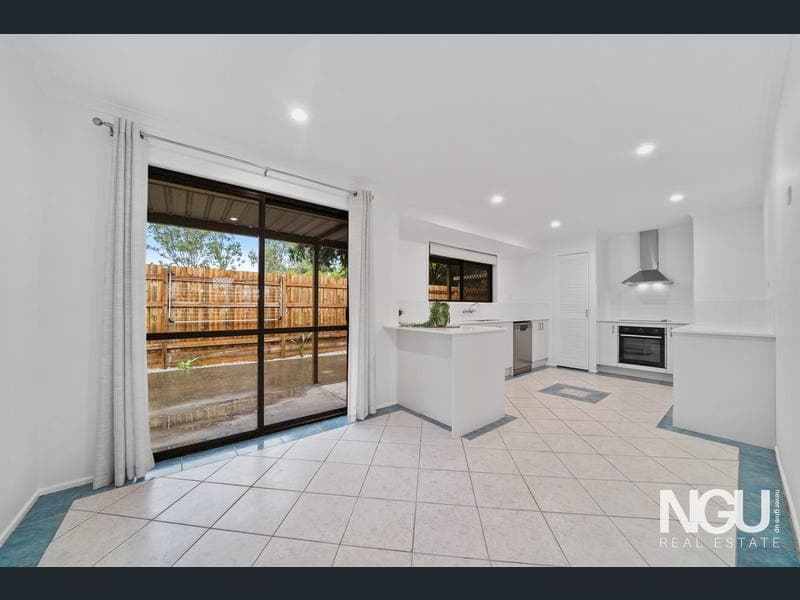 15 Galahad Street, Marsden — photo 1 of 5