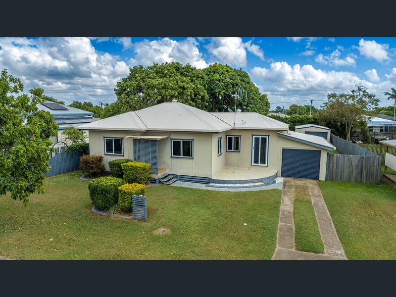6 Gaffel St, Svensson Heights — photo 1 of 5