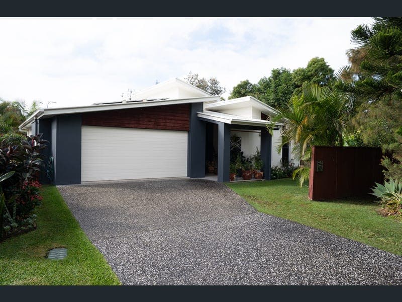 31 The Promenade, Pelican Waters — photo 1 of 5