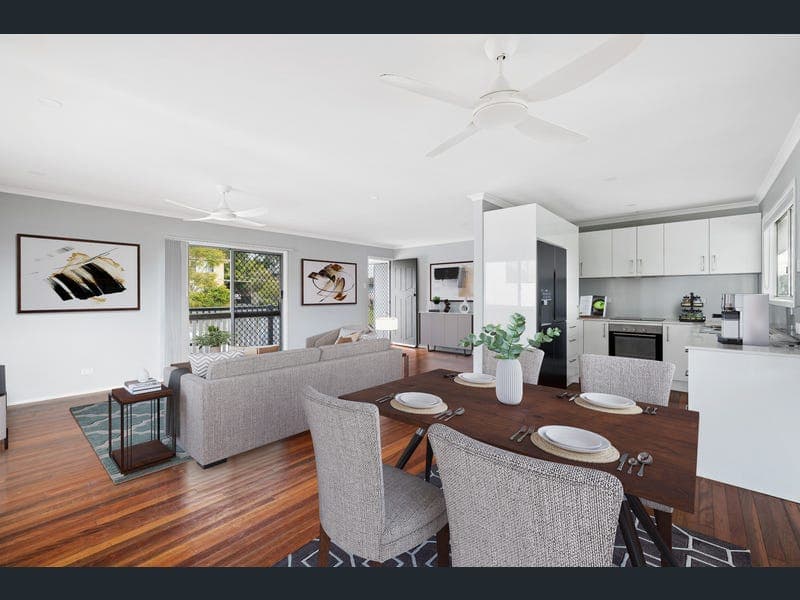 9 Wills Street, Woodridge — photo 1 of 5