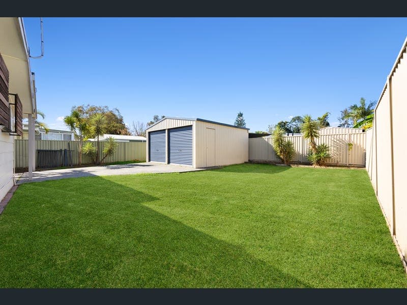 3 Iando Street, Coombabah — photo 1 of 5