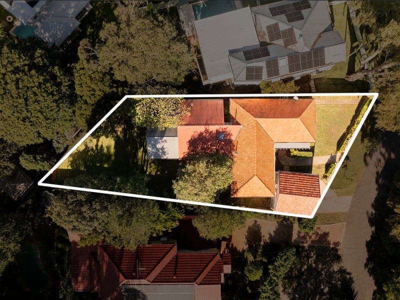 37 Moola Road, Ashgrove — photo 1 of 5