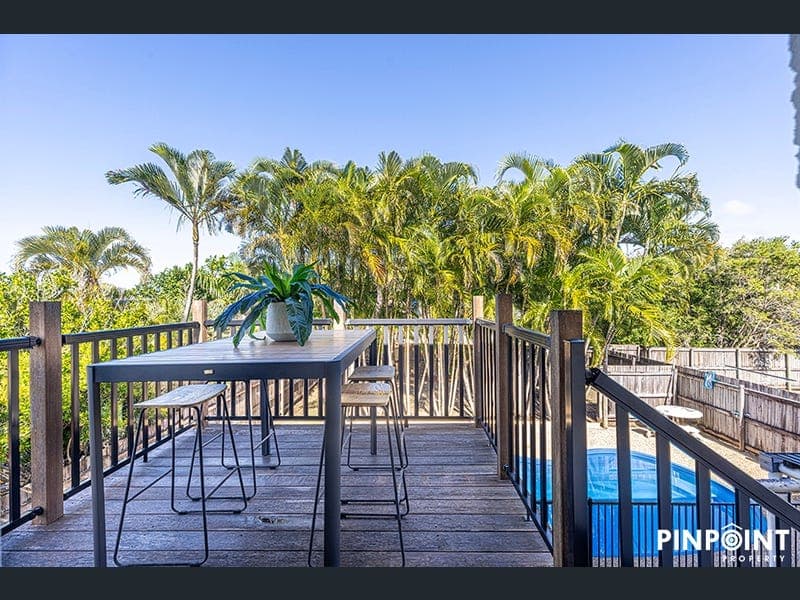 2 Casuarina Street, Slade Point — photo 1 of 5