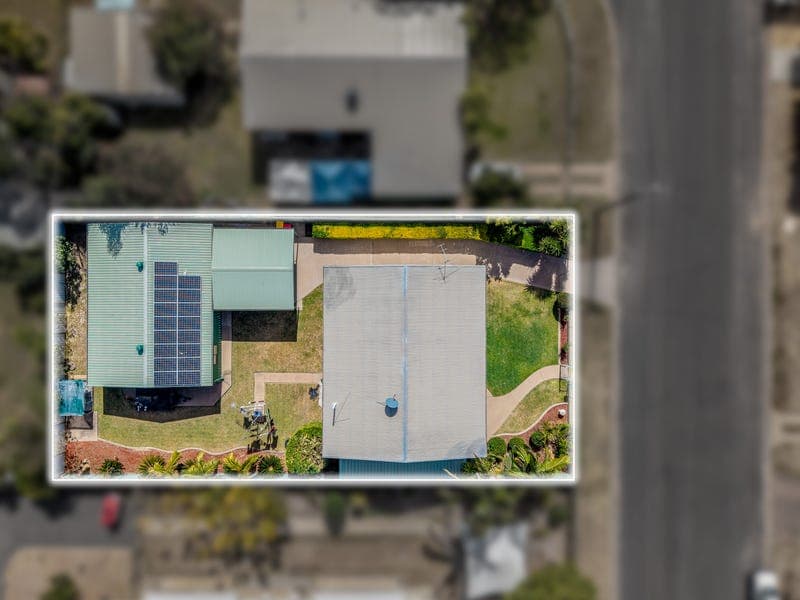 11 Centenary Drive, Emerald — photo 1 of 5