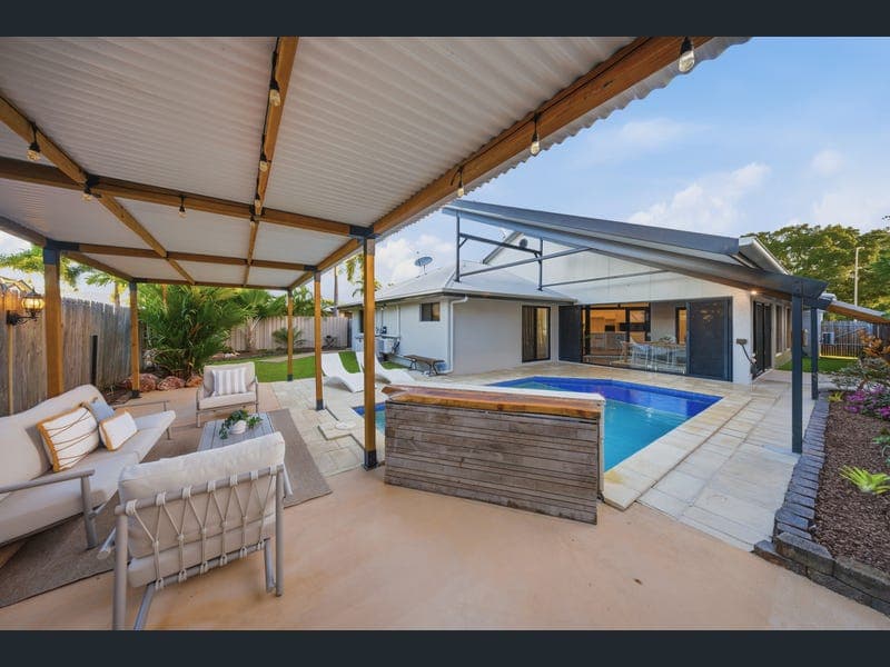 10 Fig Tree Pocket, Idalia — photo 1 of 5