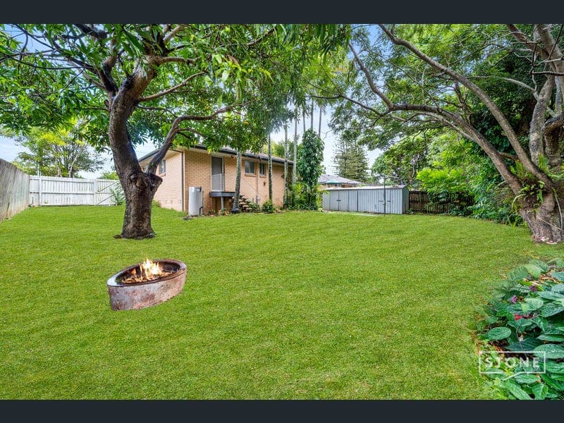 16 Maurice Court, Eagleby — photo 1 of 5
