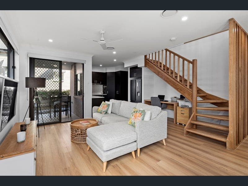 4 Ruby Road, Mitchelton — photo 1 of 5