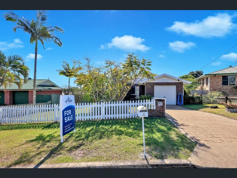 4 Julie Street, Dundowran Beach — photo 1 of 5