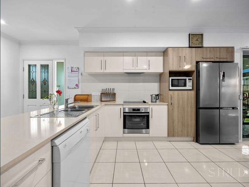 2 Koda Street, Ripley — photo 1 of 5