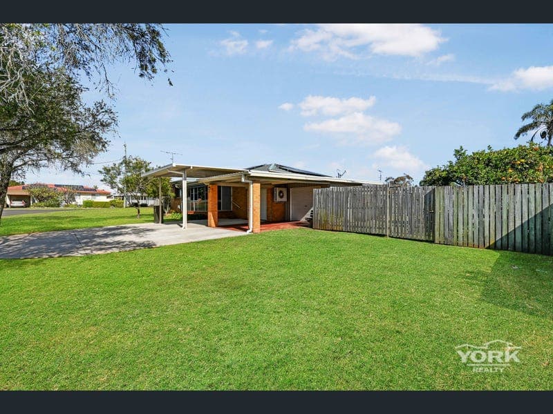 17 Podd Street, Wilsonton — photo 1 of 5