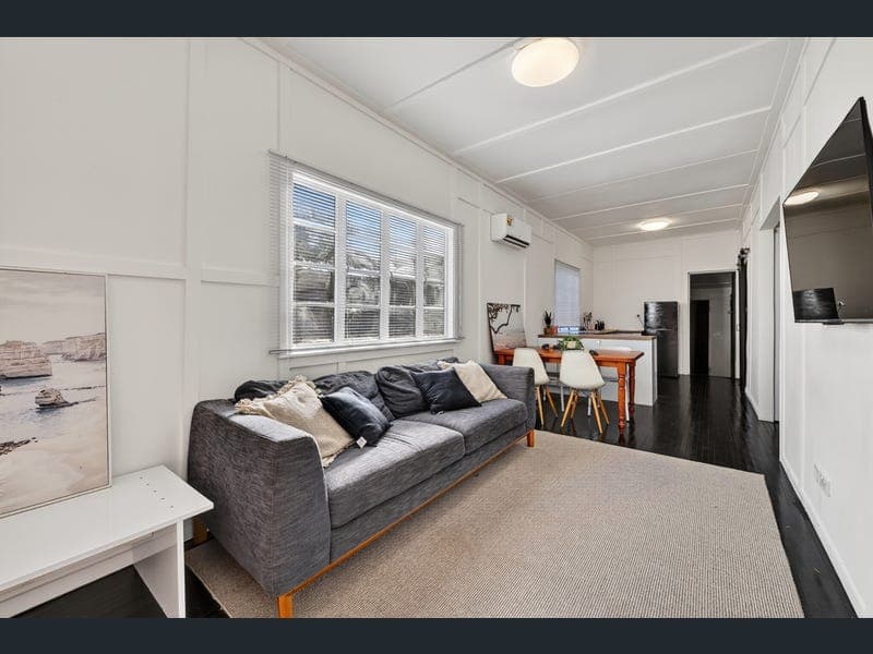 51 Camp Street, Mundingburra — photo 1 of 5