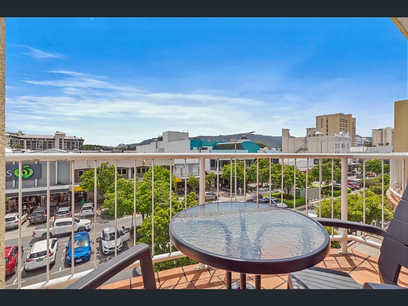 305/71-75 Lake Street, Cairns City — photo 1 of 5