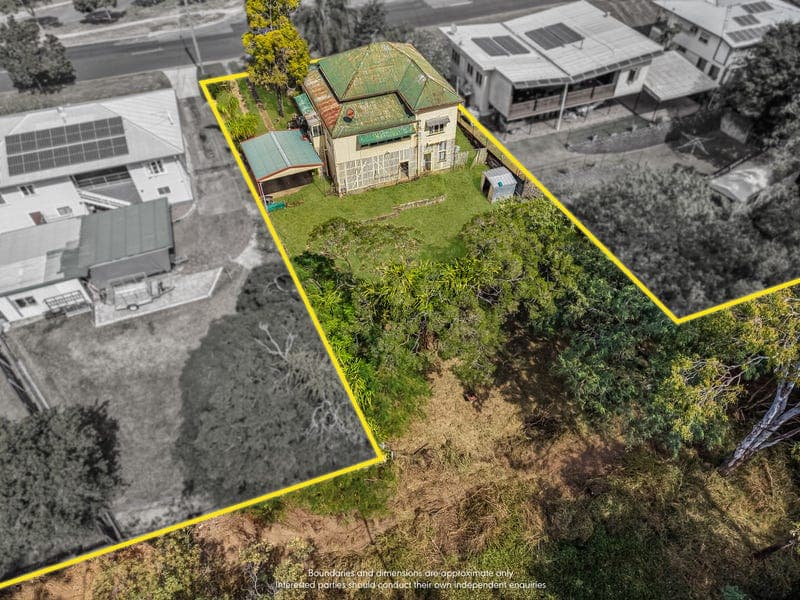 34 Holdsworth Road, North Ipswich — photo 1 of 5