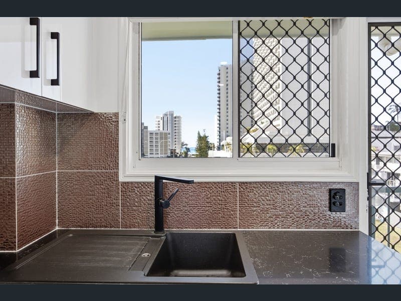45/69-73 Ferny Avenue, Surfers Paradise — photo 1 of 5