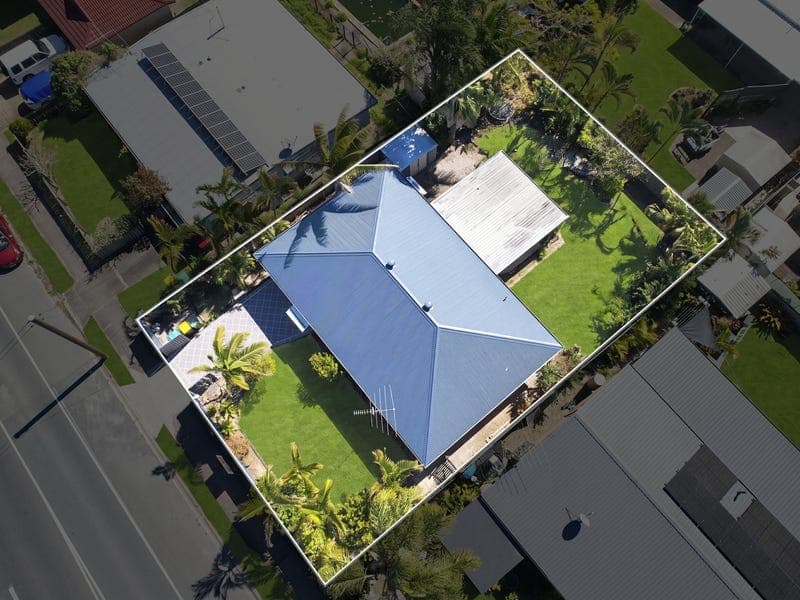 115 Sunderland Drive, Banksia Beach — photo 1 of 5