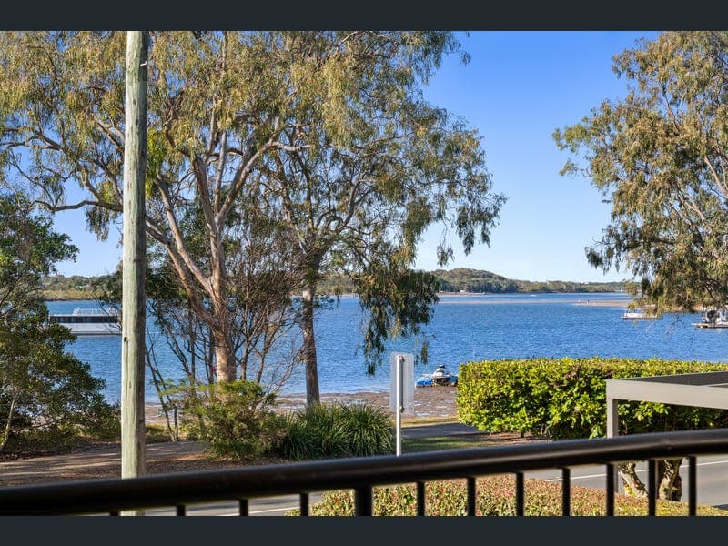 4/123 Bradman Avenue, Maroochydore — photo 1 of 5