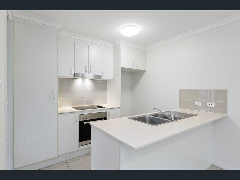 26 Moondarra Street, Pimpama — photo 1 of 5