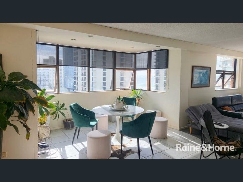PH2/3049 Surfers Paradise Boulevard — photo 1 of 3